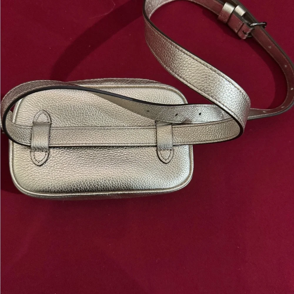 Coach Metallic Pebbled Leather Belt Bag/Fanny Pack - Picture 7 of 11